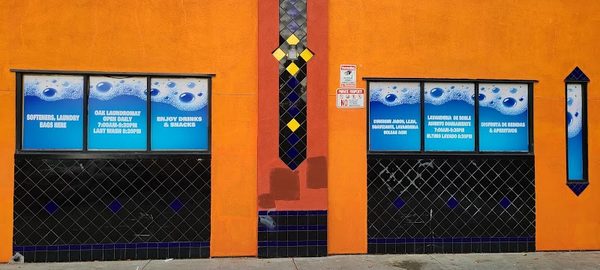 Oak Laundromat